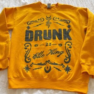 Official Elle King 2022 Tour Graphic Sweatshirt